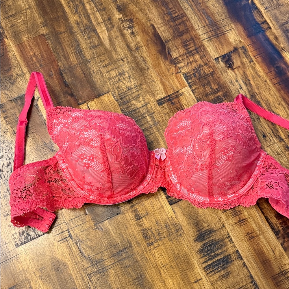 VS Dream Angels lined Demi bra Sz 32D Salmon Pink🍣✨